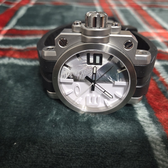 Rare Oakley Gearbox Watch Brushed Stainless Steel Expedient Camo Dial OW0009-01 - Picture 3 of 8